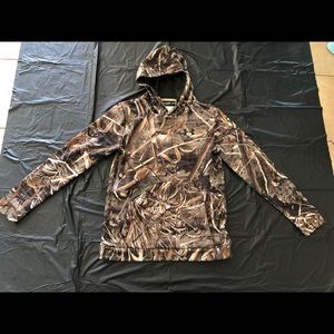 Under Armour Real Tree Hoodie size YXL